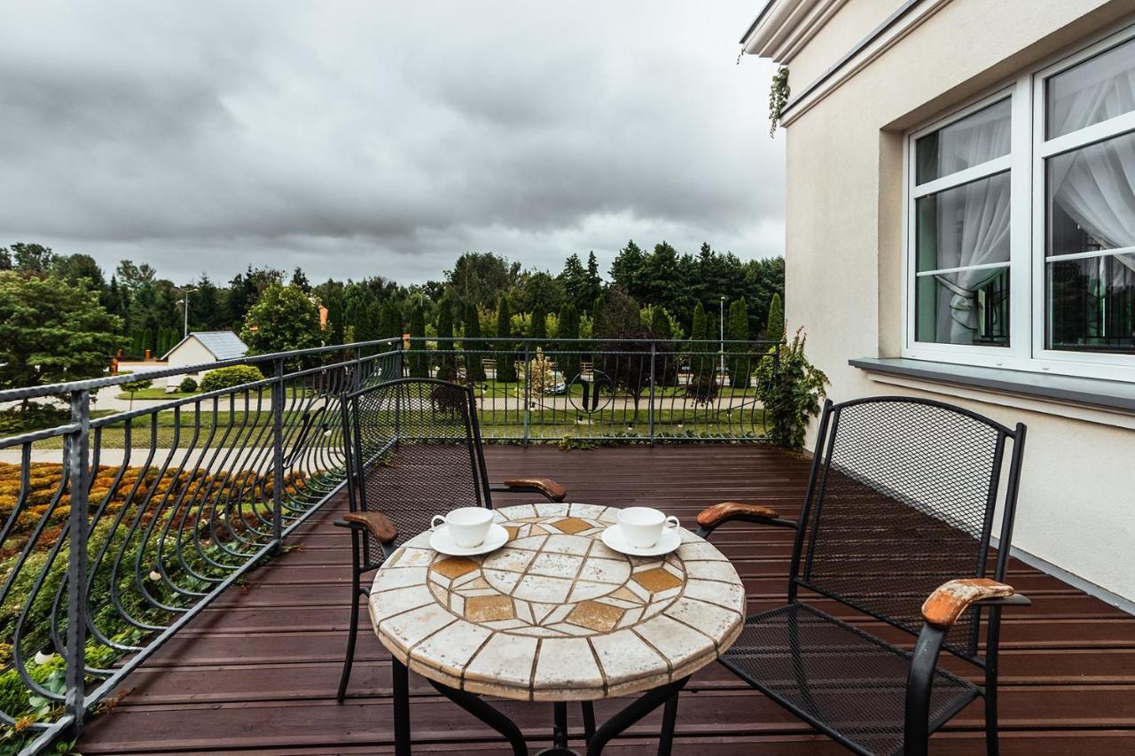 Dwor Dwikozy Hotel Eksteriør billede