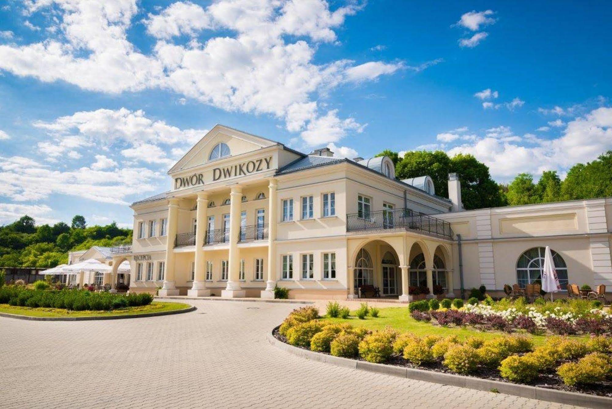 Dwor Dwikozy Hotel Eksteriør billede